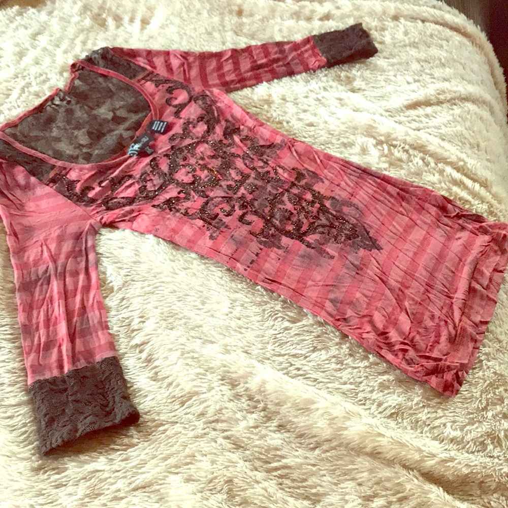 Miss me red with brown lace shirt